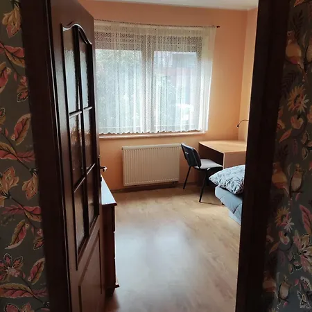 Apartment Mieszkanie 4-osobowe, 2 Pokoje *